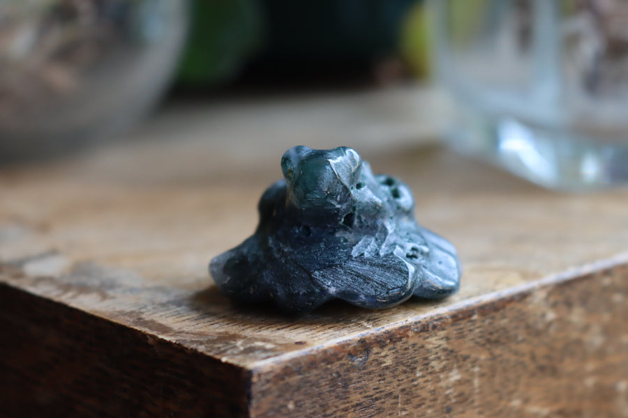 Moss agate frog 3 new